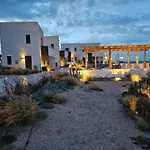 Aparthotel Mylithos 4*