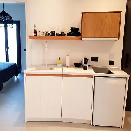 Mylithos Aparthotel *