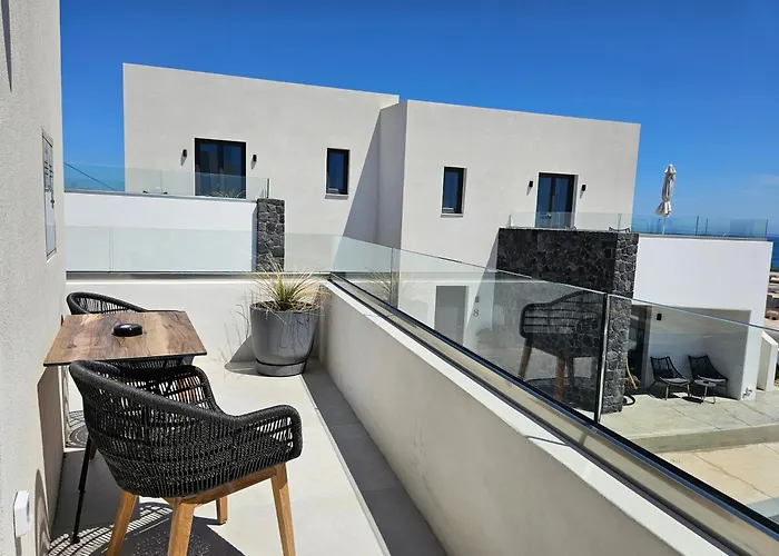 Mylithos מונוליתוס