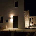 Apartahotel Mylithos 4*