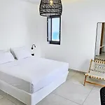 Apartahotel Mylithos 4*