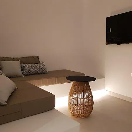 Mylithos Aparthotel 4*