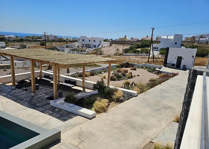 Aparthotel Mylithos 4*