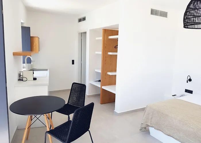 Aparthotel Mylithos Monolithos