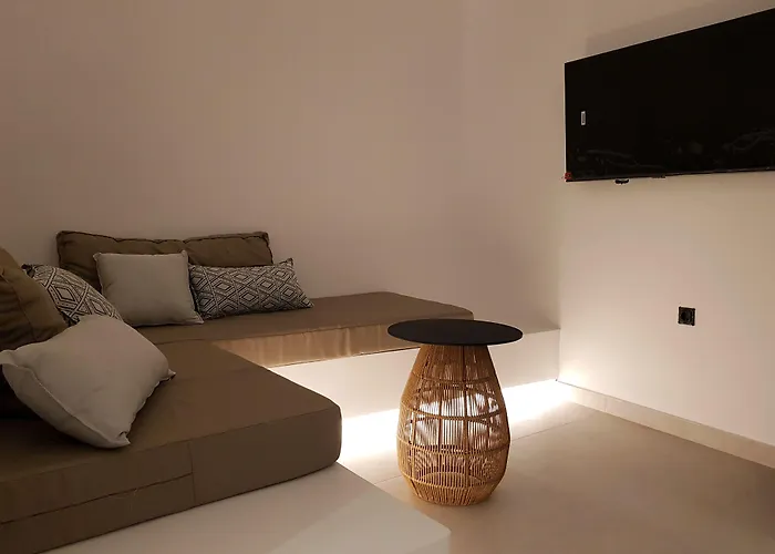 Mylithos Aparthotel 4*