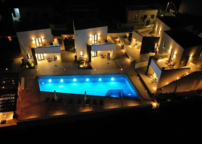 Aparthotel Mylithos 4*