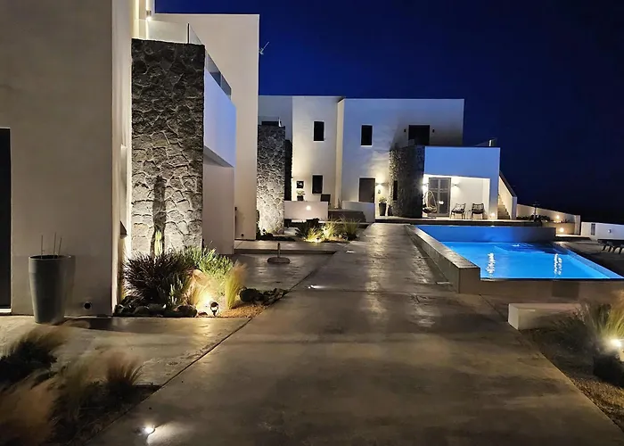 Mylithos Aparthotel Monolithos