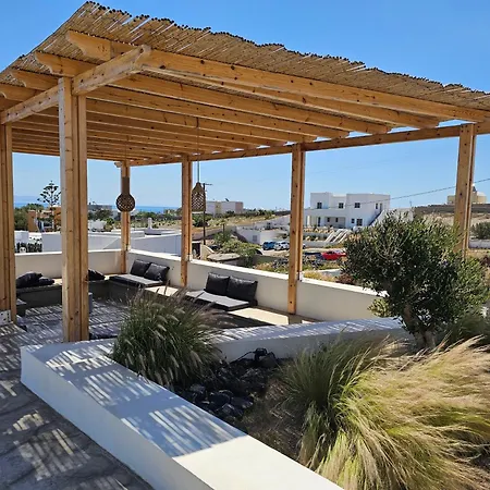 Aparthotel Mylithos 4*