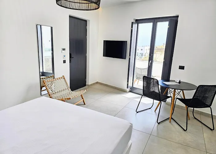 Mylithos مونوليثوس